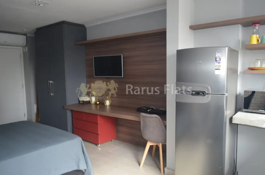 Foto 1 de Flat com 1 Quarto à venda, 28m² em Vila Olímpia, São Paulo