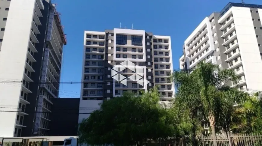 Foto 1 de Apartamento com 1 Quarto à venda, 41m² em Jardim do Salso, Porto Alegre