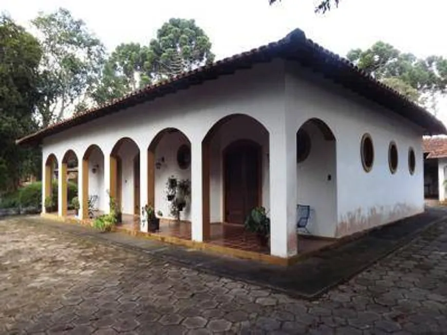 Foto 1 de Fazenda/Sítio com 2 Quartos à venda, 300m² em Ibiuna, Ibiúna