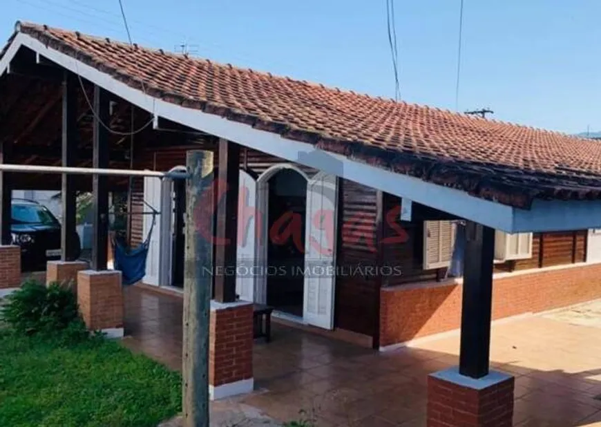 Foto 1 de Casa com 4 Quartos à venda, 230m² em Indaiá, Caraguatatuba