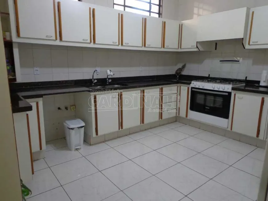 Foto 1 de Casa com 3 Quartos à venda, 250m² em Vila Xavier, Araraquara
