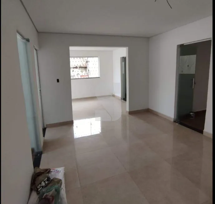 Foto 1 de Casa com 4 Quartos à venda, 200m² em Bernardo Monteiro, Contagem