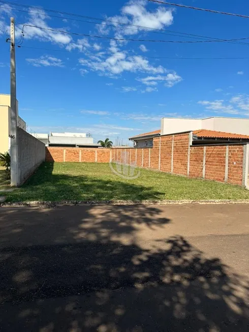 Foto 1 de Lote/Terreno à venda, 275m² em Jardim Maria Luiza V, Araraquara