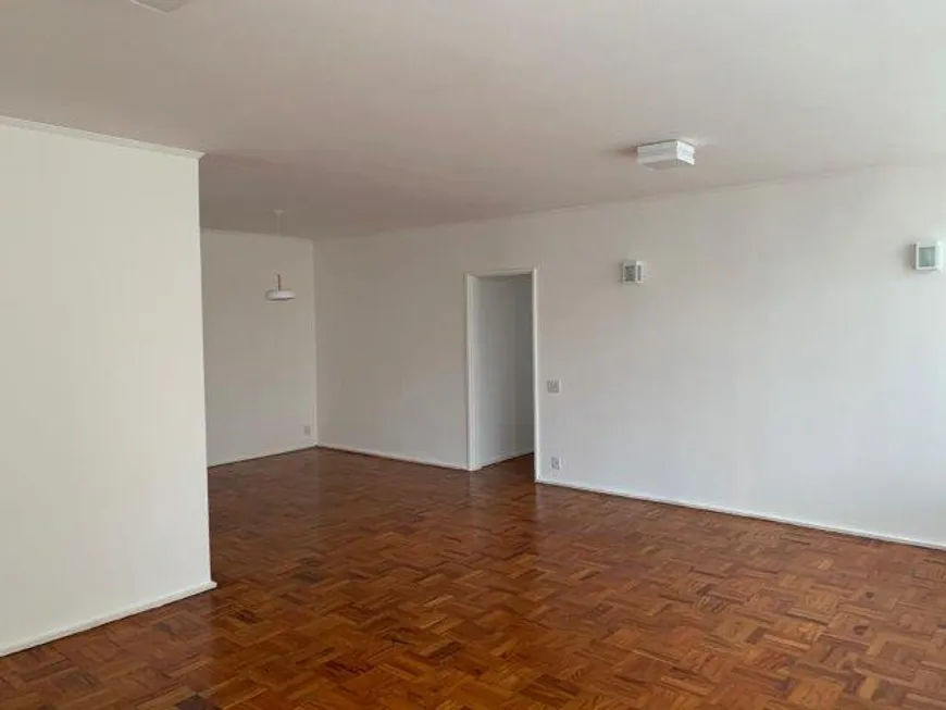 Foto 1 de Apartamento com 3 Quartos à venda, 155m² em Jardim Paulista, São Paulo