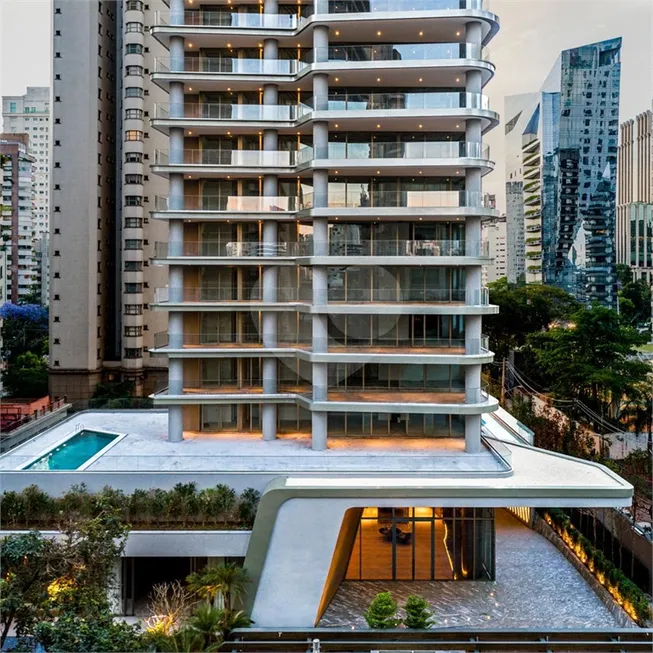 Foto 1 de Apartamento com 5 Quartos à venda, 570m² em Itaim Bibi, São Paulo
