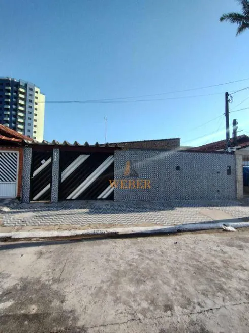 Foto 1 de Casa com 2 Quartos à venda, 171m² em Vila Balneária, Praia Grande