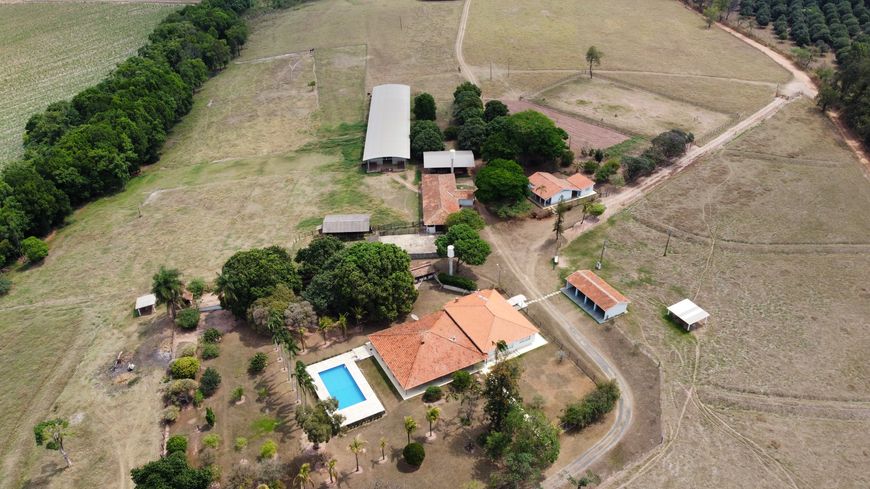 Foto 1 de Fazenda/Sítio com 9 Quartos à venda, 358160m² em Zona Rural, Ipeúna