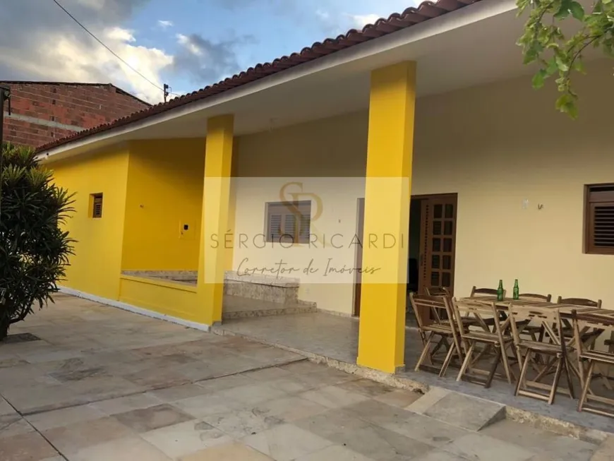 Foto 1 de Casa com 4 Quartos à venda, 300m² em Camboinha, Cabedelo