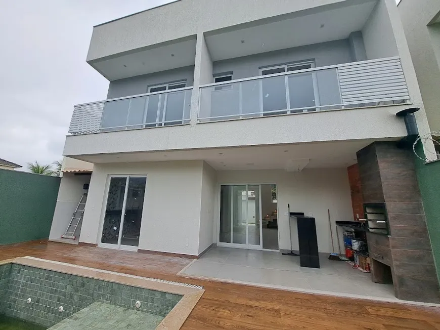 Foto 1 de Casa de Condomínio com 4 Quartos à venda, 192m² em Vargem Pequena, Rio de Janeiro