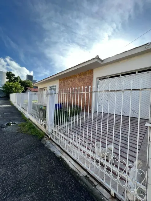 Foto 1 de Casa com 3 Quartos à venda, 170m² em Capoeiras, Florianópolis