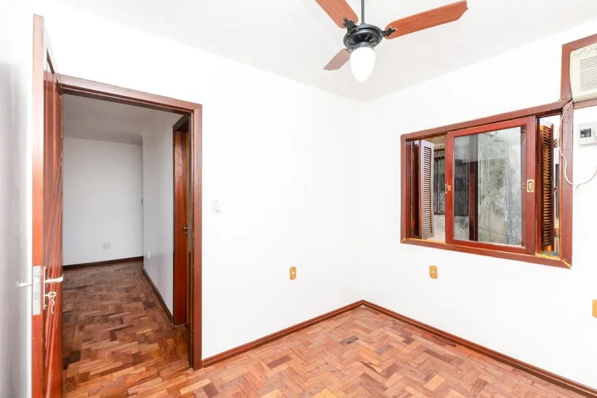 Foto 1 de Apartamento com 2 Quartos à venda, 49m² em Restinga, Porto Alegre