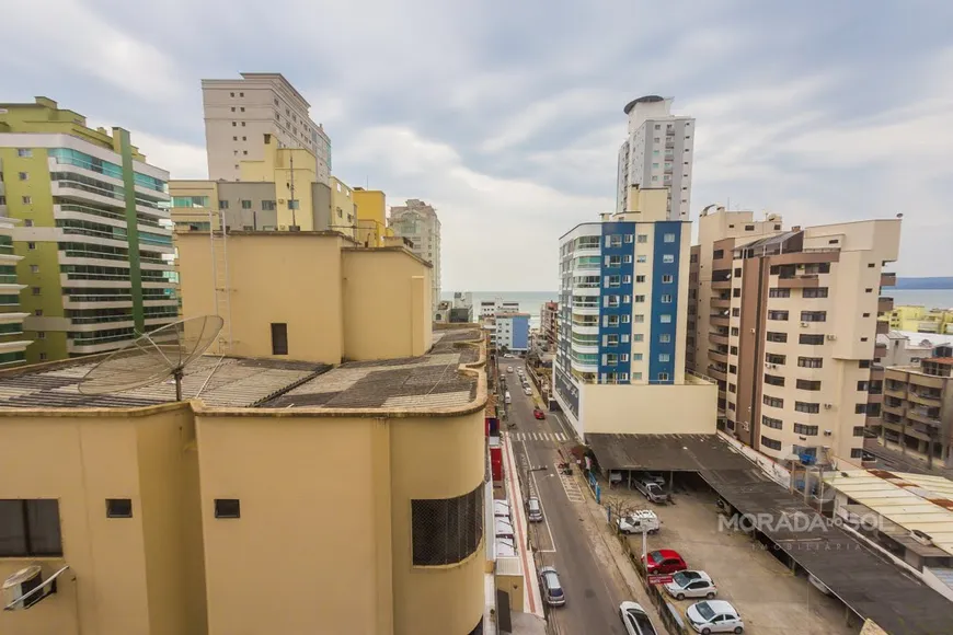Foto 1 de Apartamento com 3 Quartos à venda, 105m² em Meia Praia, Itapema