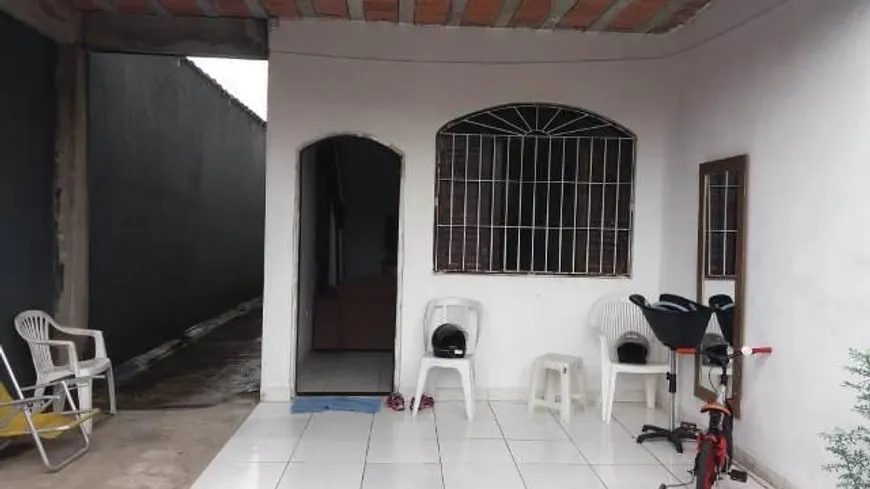 Foto 1 de Casa com 3 Quartos à venda, 120m² em Jardim Marilú, Itanhaém