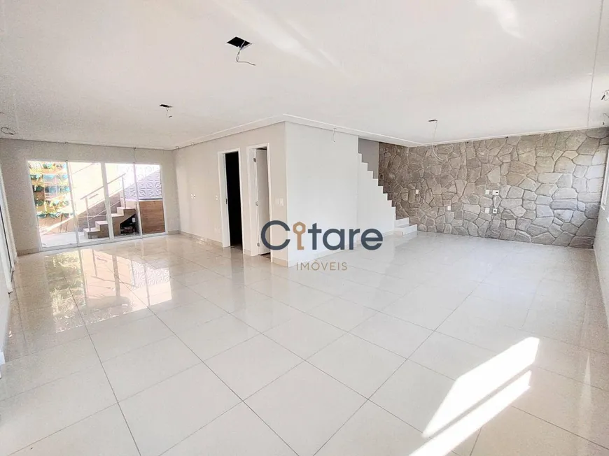 Foto 1 de Casa de Condomínio com 3 Quartos à venda, 186m² em Lagoa Redonda, Fortaleza