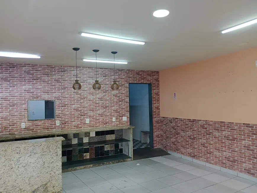 Foto 1 de Ponto Comercial para alugar, 34m² em Olaria, Rio de Janeiro