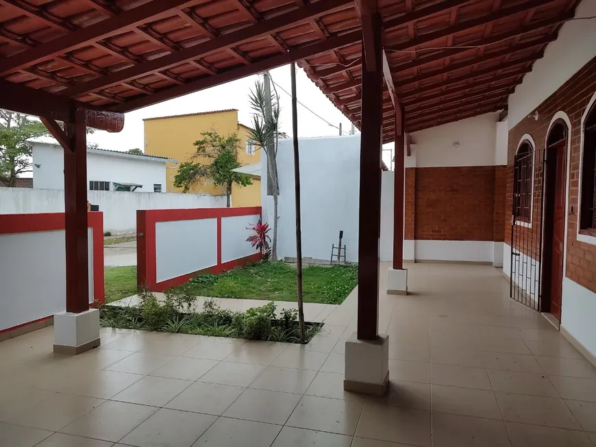 Foto 1 de Casa com 4 Quartos para alugar, 200m² em Praia Grande, Fundão