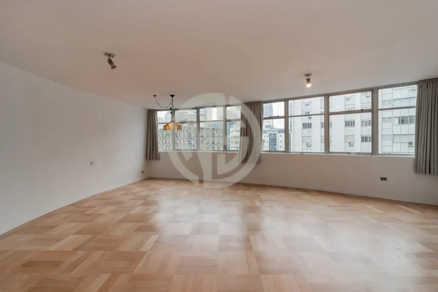 Foto 1 de Apartamento com 3 Quartos para alugar, 177m² em Jardim Paulistano, São Paulo