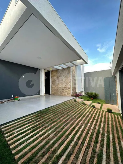 Foto 1 de Casa com 3 Quartos à venda, 130m² em Jardim Sul, Uberlândia