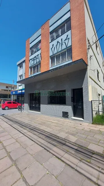 Foto 1 de Ponto Comercial para alugar, 130m² em São Leopoldo, Caxias do Sul