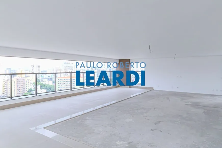Foto 1 de Apartamento com 5 Quartos à venda, 310m² em Higienópolis, São Paulo