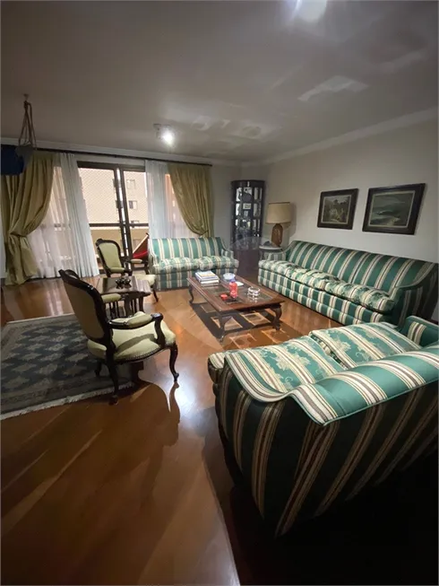 Foto 1 de Apartamento com 3 Quartos à venda, 294m² em Higienópolis, São Paulo