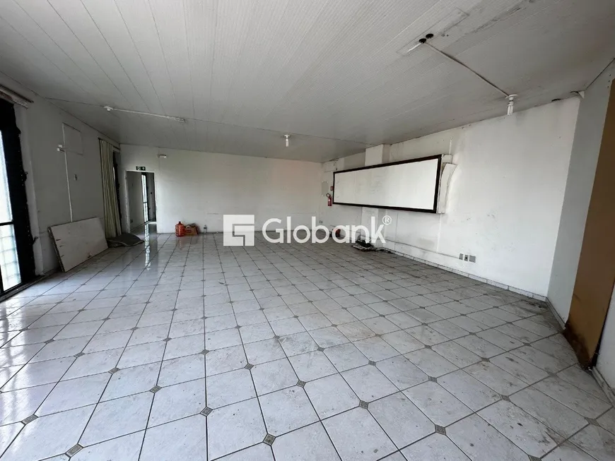 Foto 1 de Sala Comercial para alugar, 130m² em Centro, Montes Claros