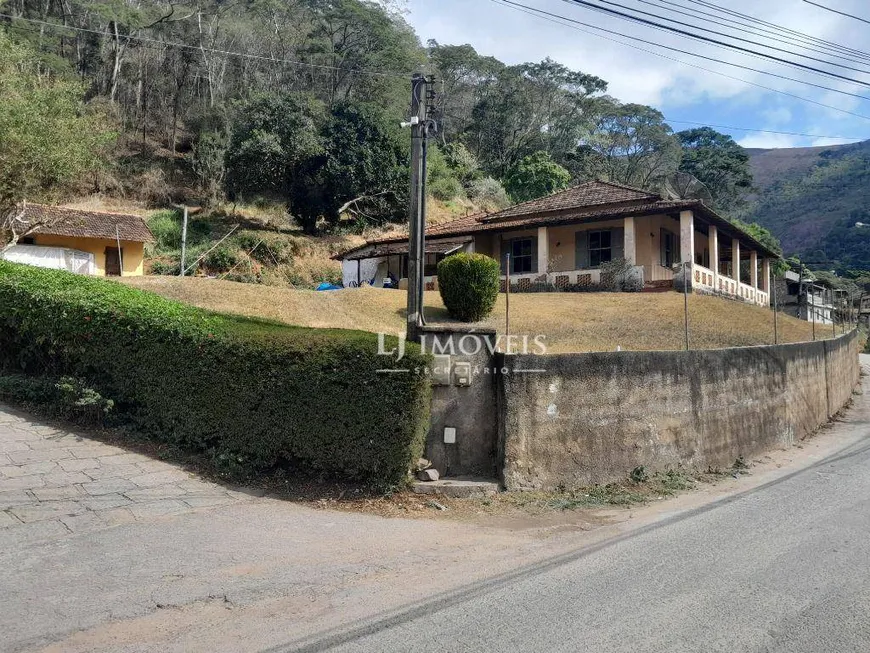Foto 1 de Casa com 3 Quartos à venda, 33000m² em Pedro do Rio, Petrópolis