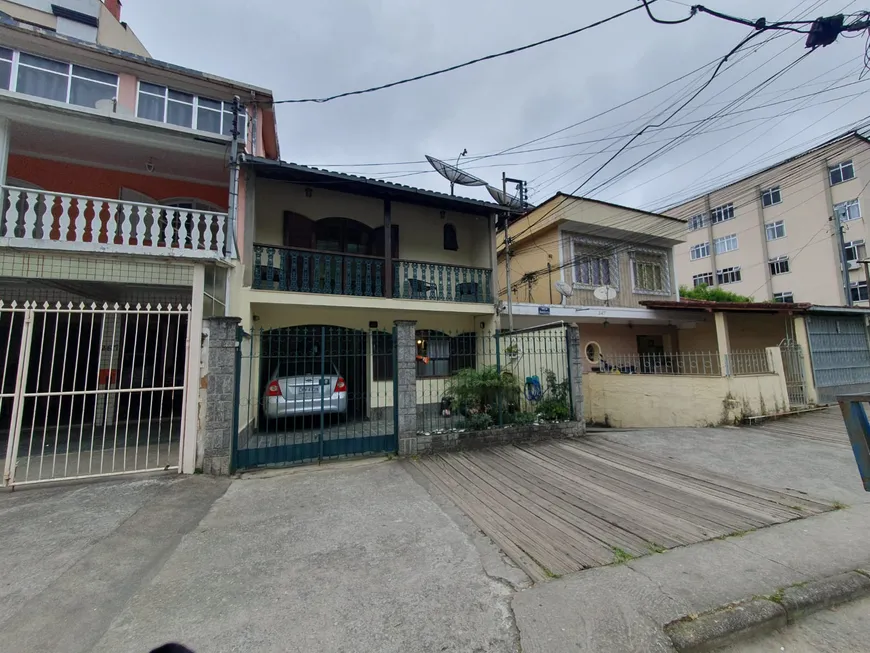 Foto 1 de Casa com 3 Quartos à venda, 93m² em Vila Amélia, Nova Friburgo