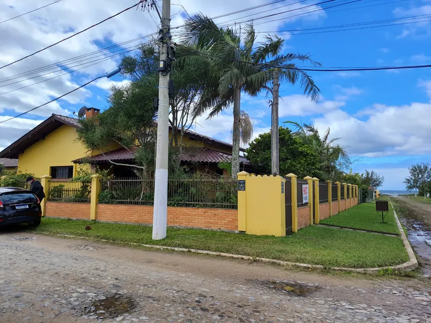 Foto 1 de Casa com 3 Quartos à venda, 300m² em Praia Paraiso, Torres
