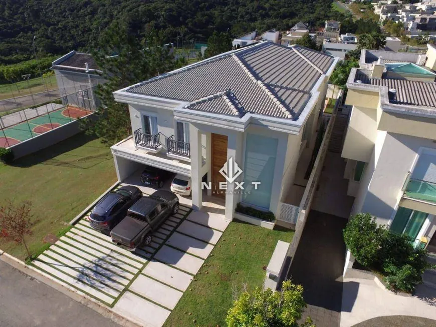 Foto 1 de Casa de Condomínio com 3 Quartos à venda, 445m² em Tamboré, Barueri