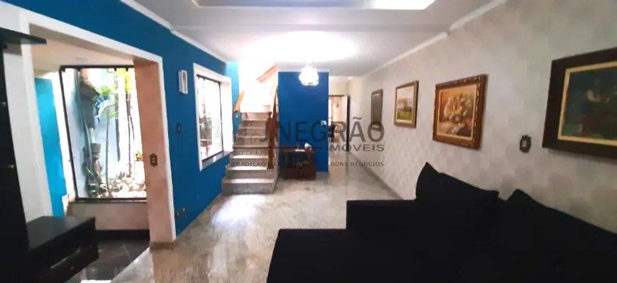 Foto 1 de Sobrado com 3 Quartos para alugar, 200m² em Vila Moinho Velho, São Paulo