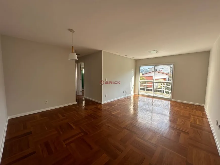 Foto 1 de Apartamento com 2 Quartos à venda, 81m² em Jardim Cascata, Teresópolis