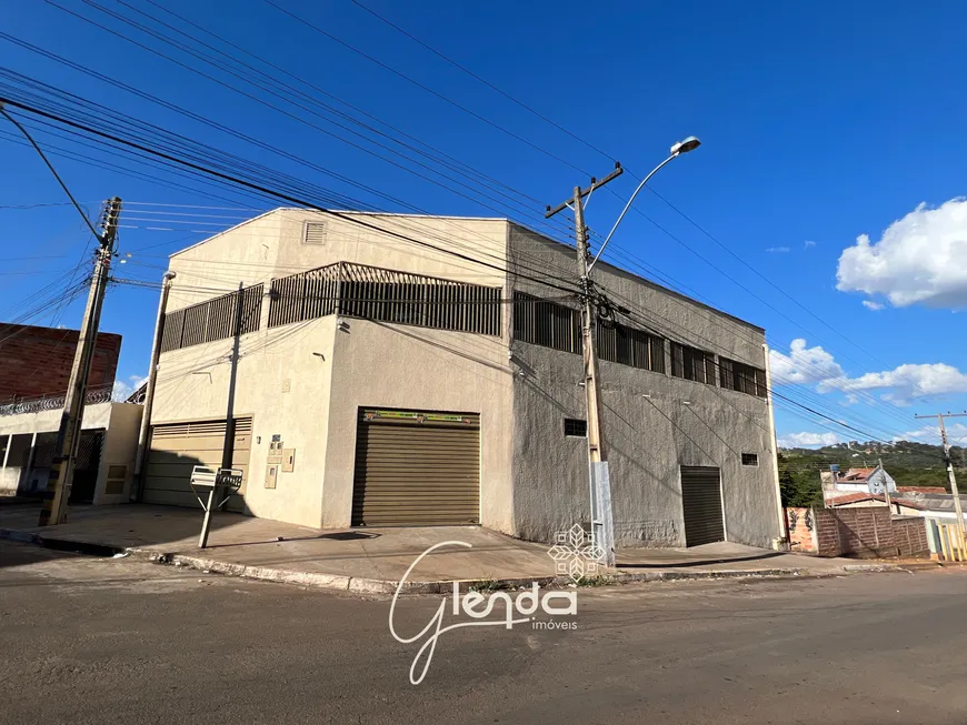 Foto 1 de Imóvel Comercial com 4 Quartos à venda, 407m² em Residencial Vale dos Sonhos I, Goiânia