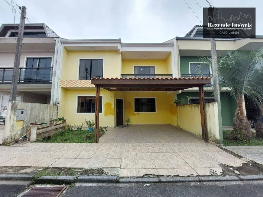 Foto 1 de Casa de Condomínio com 4 Quartos à venda, 138m² em Fazendinha, Curitiba