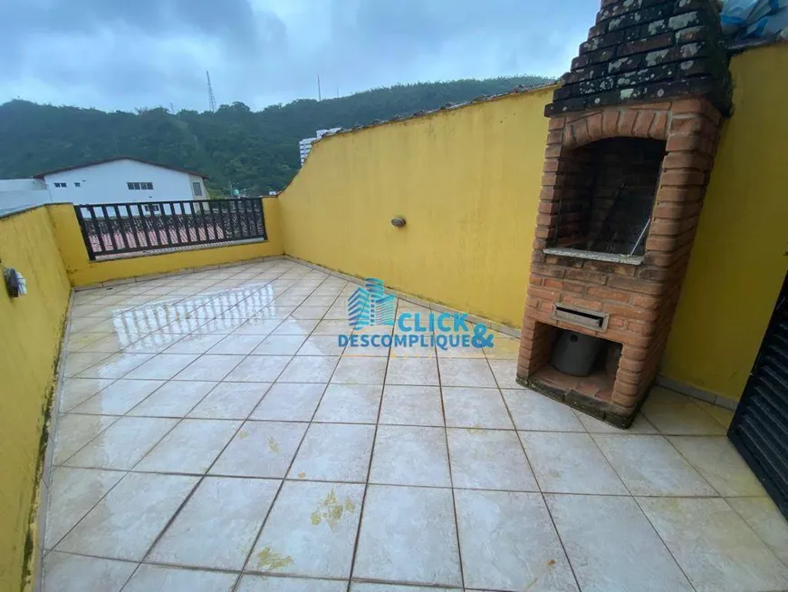 Foto 1 de Sobrado com 3 Quartos à venda, 282m² em Vila Valença, São Vicente
