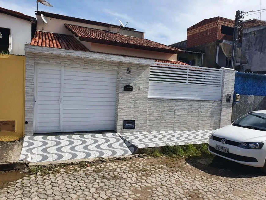 Foto 1 de Casa com 3 Quartos à venda, 186m² em Hernani Sa, Ilhéus