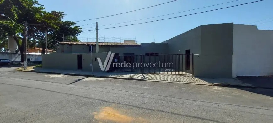 Foto 1 de Casa com 3 Quartos para venda ou aluguel, 204m² em Cambuí, Campinas