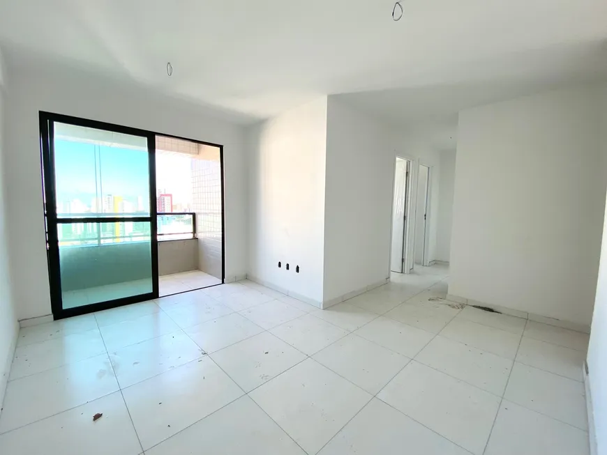 Foto 1 de Apartamento com 3 Quartos à venda, 63m² em Madalena, Recife