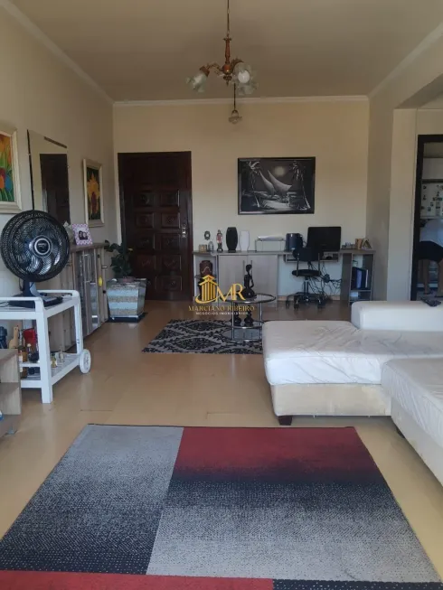 Foto 1 de Apartamento com 3 Quartos à venda, 113m² em Vila Paraiba, Guaratinguetá