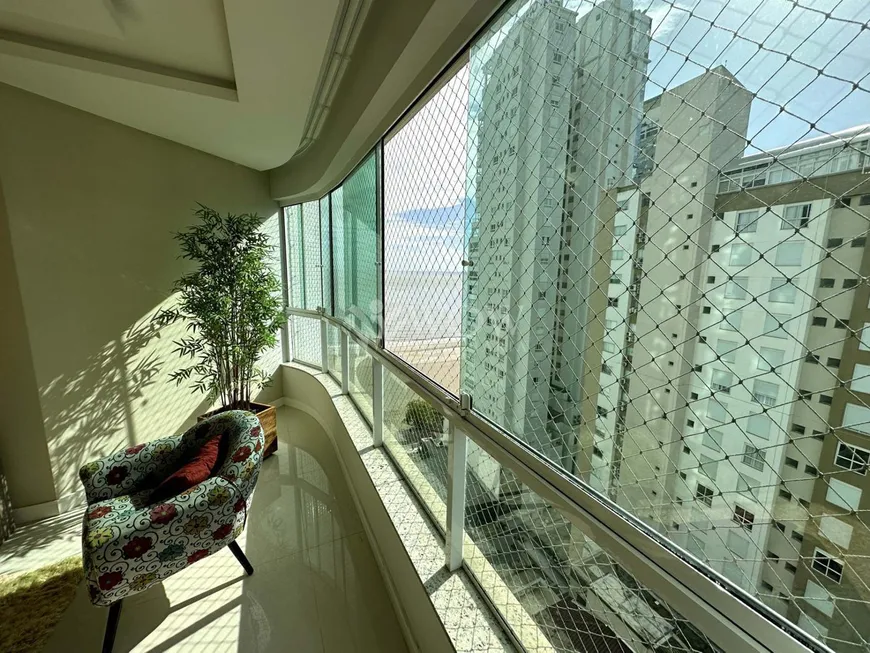Foto 1 de Apartamento com 3 Quartos à venda, 268m² em Barra Sul, Balneário Camboriú