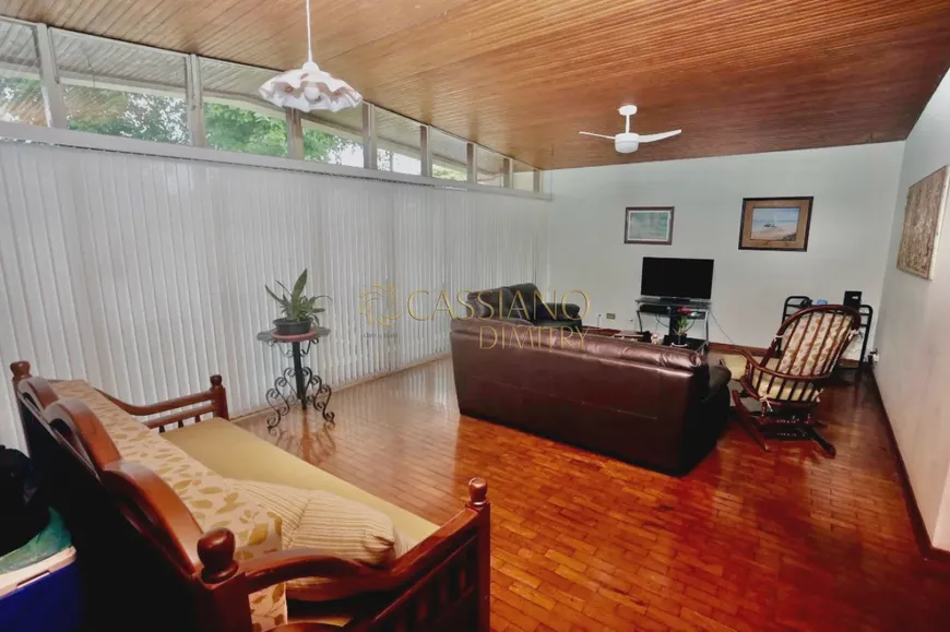 Foto 1 de Casa com 3 Quartos à venda, 188m² em Vila Adyana, São José dos Campos