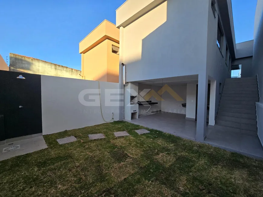 Foto 1 de Casa com 3 Quartos à venda, 110m² em Belvedere, Divinópolis