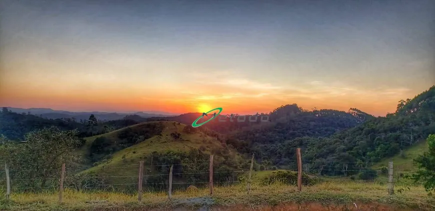 Foto 1 de Lote/Terreno à venda, 2850m² em Itaoca, Guararema