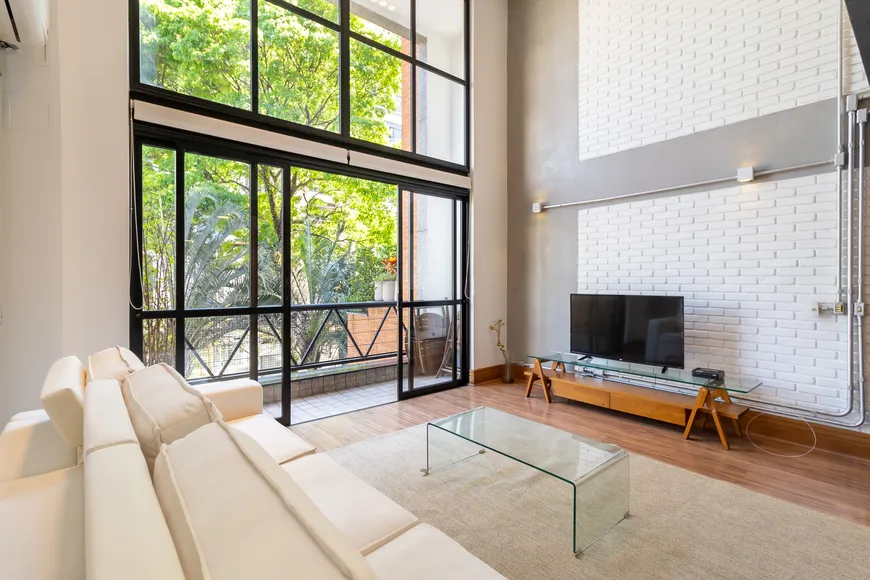 Foto 1 de Apartamento com 2 Quartos para venda ou aluguel, 110m² em Cerqueira César, São Paulo