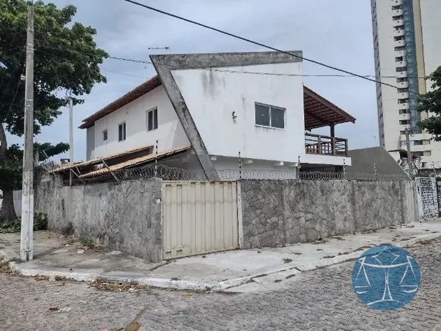 Foto 1 de Casa com 6 Quartos à venda, 279m² em Ponta Negra, Natal