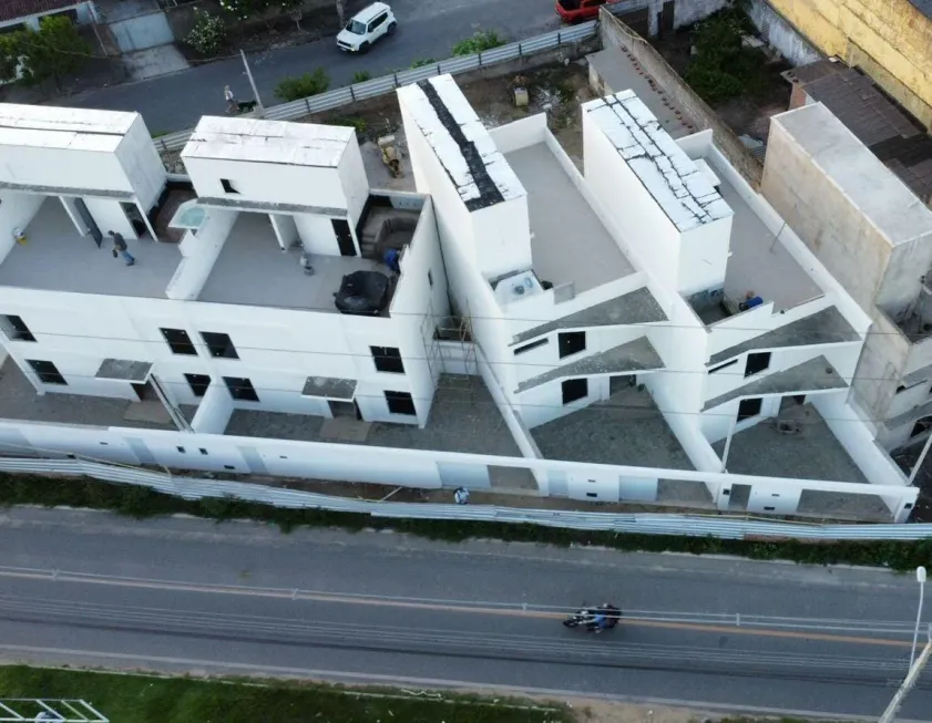 Foto 1 de Sobrado com 3 Quartos à venda, 226m² em Antares, Maceió