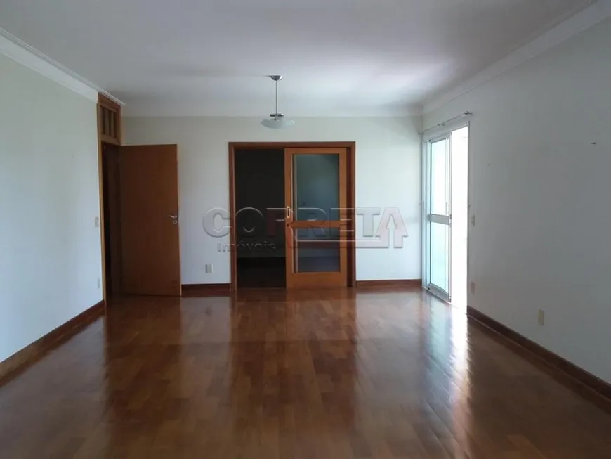 Foto 1 de Apartamento com 3 Quartos à venda, 213m² em Vila Mendonça, Araçatuba