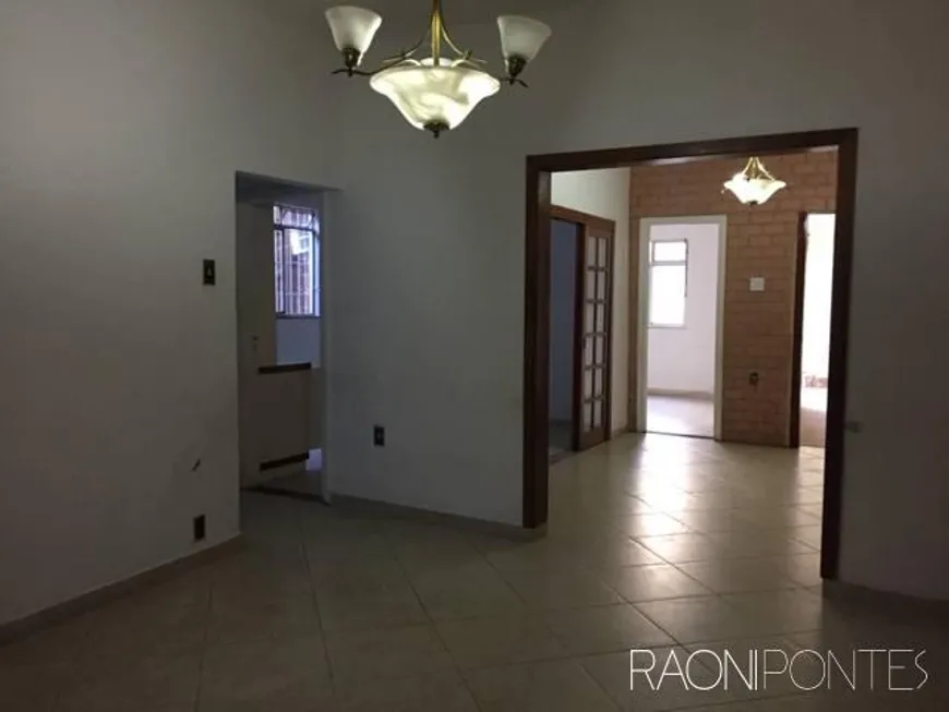 Foto 1 de Casa com 10 Quartos à venda, 400m² em Gradim, São Gonçalo