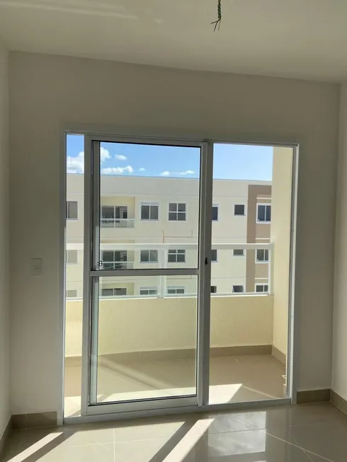 Foto 1 de Apartamento com 2 Quartos à venda, 52m² em Buraquinho, Lauro de Freitas