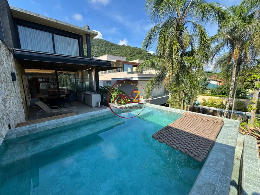 Foto 1 de Casa de Condomínio com 4 Quartos à venda, 230m² em Praia de Juquehy, São Sebastião